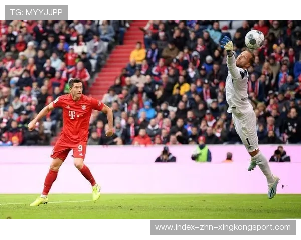 莱万中路连续接应创造更深层威胁空间:从战术洞察到落地执行 莱万中路连续接应创造更深层威胁空间:从战术洞察到落地执行