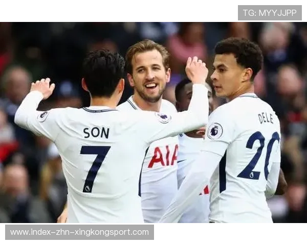 贝尔温连续冲击禁区边缘,阿贾克斯前场更具冲劲