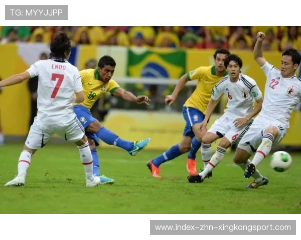 曼联迎来转会风暴，阿莫林调整阵容